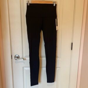 NWT Lululemon high rise yoga athletic leggings.